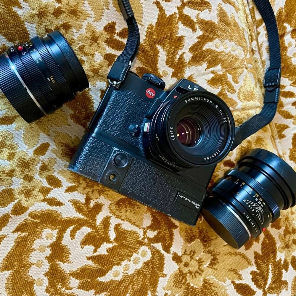 Leica R5 35mm camera, Leitz 35-70 F1:3.5 lens, Leitz UV & Leica DB 2 back & More